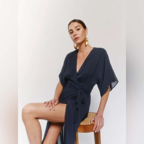 Reformation Winslow Dress - Picture 5 of 9